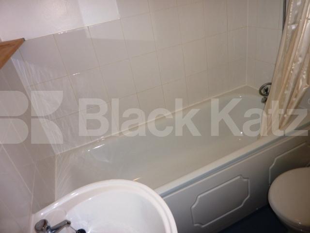 			NEW INSTRUCTION!, 1 Bedroom, 1 bath, 1 reception Flat			 Oxford Street, SOHO